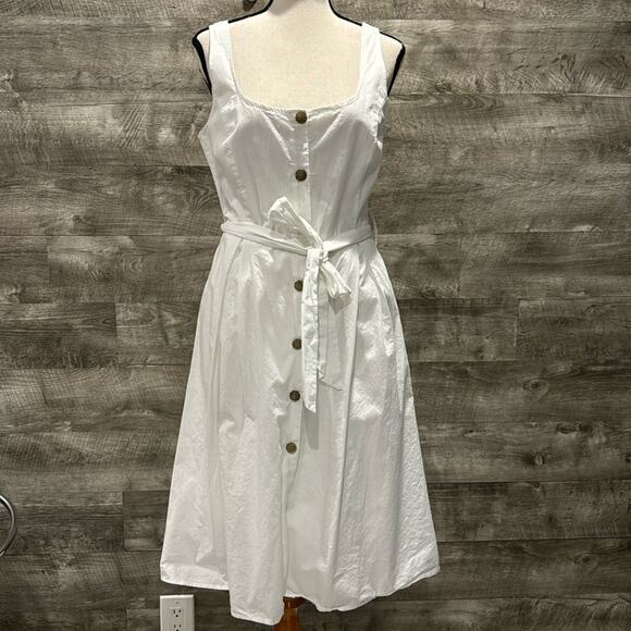 a new day Dresses & Skirts - A New Day Pre loved white buttoned down lined Dress with belt and Pockets.